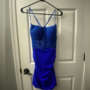 Royal Blue Scoop Neck Tight Homecoming Dresses with Lace Beading